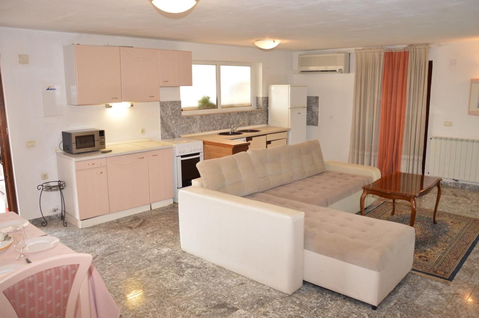 Residence Angiolina Nova Vas  Zewnętrze zdjęcie